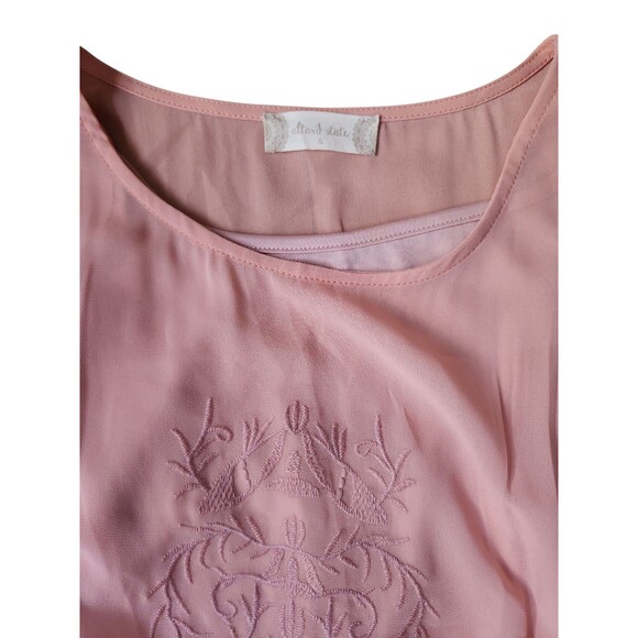 Altar'd State Embroidered Tiered Maxi Dress Womens Small Peach Coquette Boho NWT - Picture 6 of 9